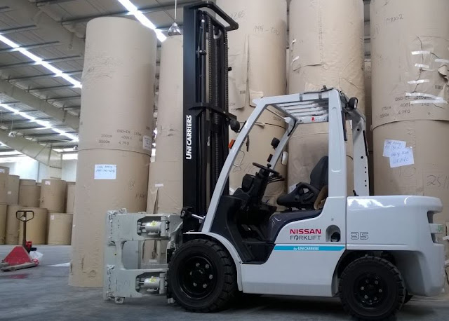 Xe nâng diesel 3 tấn Xe nâng diesel 3 tấn