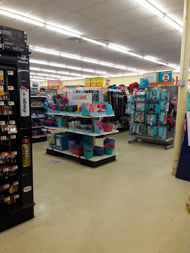 Dollar Store «FAMILY DOLLAR», reviews and photos, 51 Franklin St, Westfield, MA 01085, USA