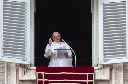 Pope Francis Leads Prayer For Philippines After Typhoon