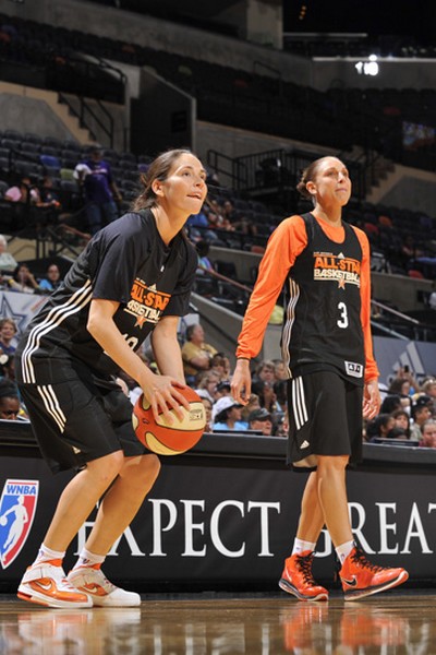 Wearing Brons Diana Taurasi and Swin Cash in Their WNBA AllStar Nike LeBron 8 V2 PEs