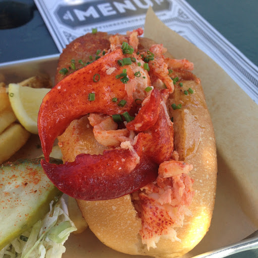 Seafood Restaurant «Slapfish», reviews and photos, 211 Broadway St, Laguna Beach, CA 92651, USA