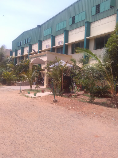 Sir Theagaraya College, Thiruvottiyur High Rd, Mottai Garden, Old Washermanpet, Chennai, Tamil Nadu 600021, India, College, state TN