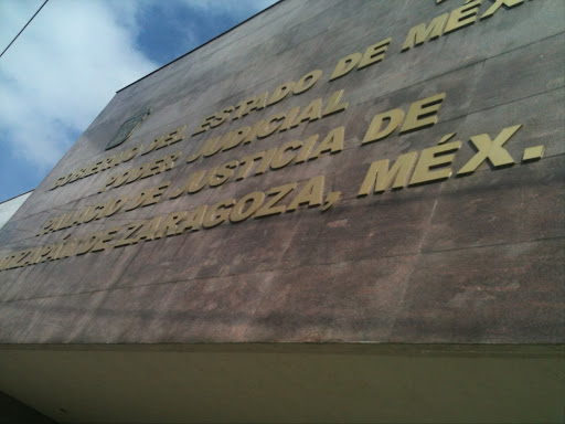 Juzgado Quinto Familiar de Tlalnepantla, Lago de Guadalupe 72, Villas de la Hacienda, 52929 Cd López Mateos, Méx., México, Juzgado mercantil | EDOMEX