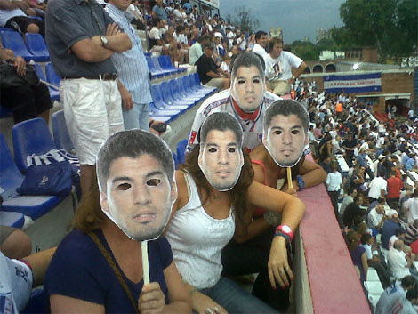 Suárez agradeció el apoyo de la hinchada Suárez agradeció el apoyo de la hinchada