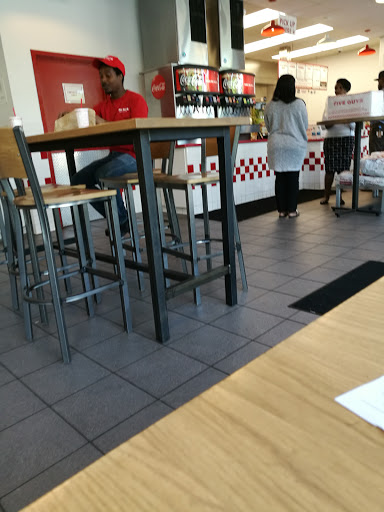 Fast Food Restaurant «Five Guys», reviews and photos, 1100 New Jersey Ave SE, Washington, DC 20003, USA