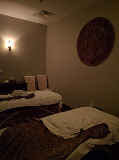 Massage Therapist «Origins Thai Spa», reviews and photos, 925 N Garfield St E, Arlington, VA 22201, USA