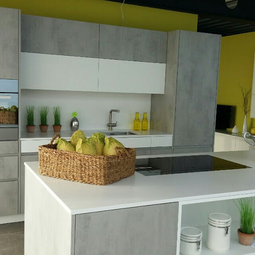 Küchen + Raum AG