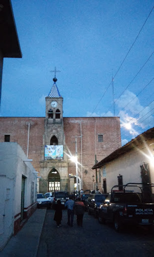 Parroquia de Nuestra Señora de la Asunción, Calle Hidalgo, Centro, 58980 Queréndaro, Mich., México, Institución religiosa | MICH