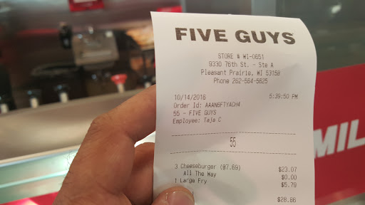 Fast Food Restaurant «Five Guys», reviews and photos, 9330 76th St, Pleasant Prairie, WI 53158, USA