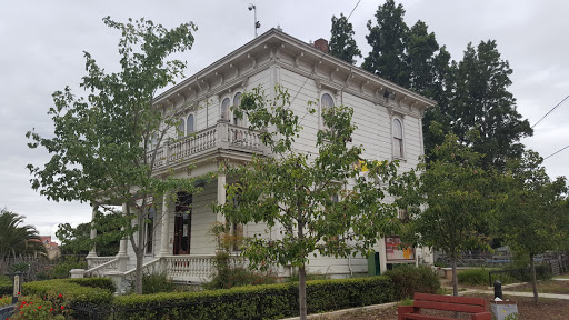 Peralta Hacienda Historical Park