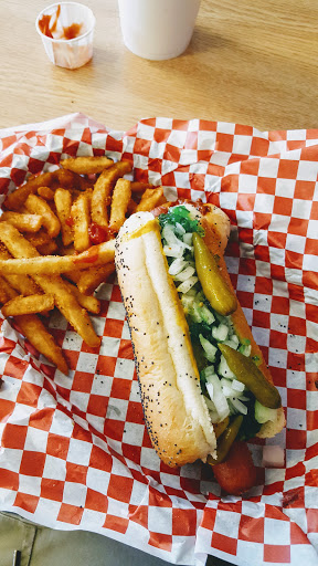Hot Dog Restaurant «Lucky Dog Chicago Style & More», reviews and photos, 1175 Buford Hwy, Suwanee, GA 30024, USA
