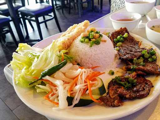 Com Tam Thien Huong