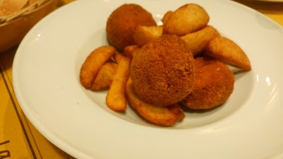 Photos of Meatballs And Crescentine