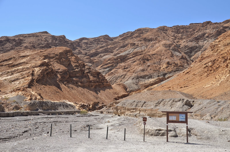 mosaic canyon