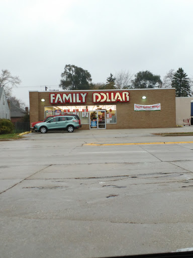 Dollar Store «FAMILY DOLLAR», reviews and photos, 6010 W 87th St, Burbank, IL 60459, USA