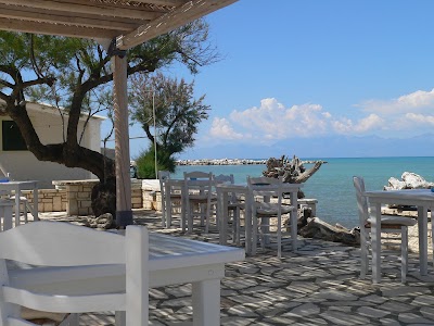 Photos of The Boat House cafe/bar