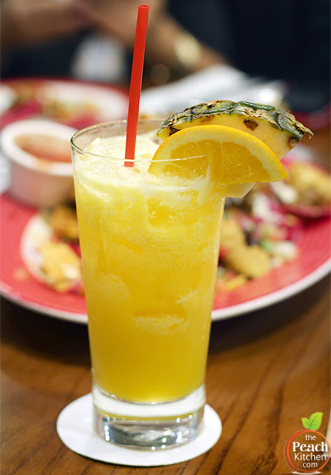 TGIFriday's Fresh Pineapple-Orange Juice | www.thepeachkitchen.com