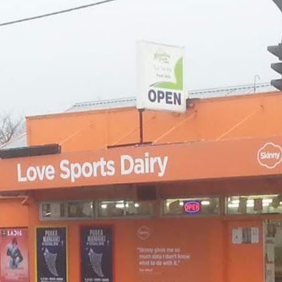 Sports Dairy On The Spot logo