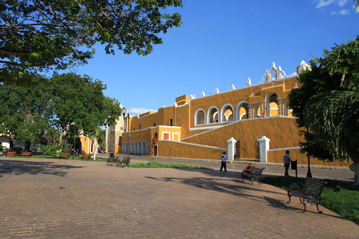 Parque Itzamna, 97540, Tixkokob - Izamal 30, Centro, Izamal, Yuc., México, Parque | YUC