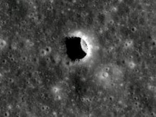 Moon Find May Point To Habitable Tunnels