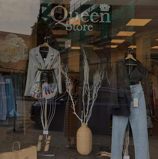 Queen Store logo