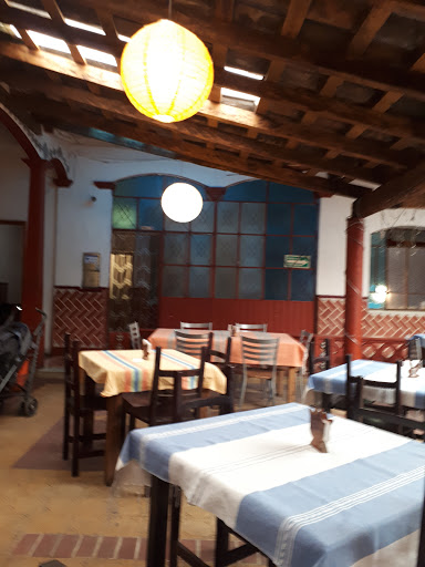 Al Andalus, 5 de Mayo, Centro, 91500 Coatepec, Ver., México, Restaurante de comida para llevar | VER