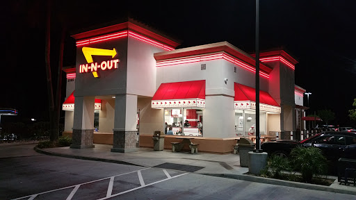 Hamburger Restaurant «In-N-Out Burger», reviews and photos, 2305 Compton Ave, Corona, CA 92881, USA