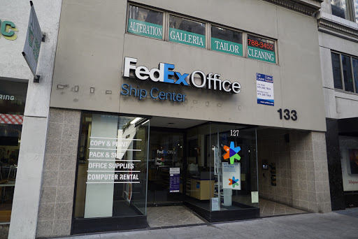 FedEx Office Ship Center