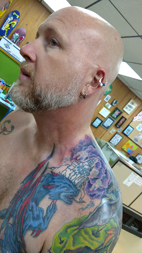 Body Piercing Shop «House Of Ink Tattoos», reviews and photos, 1000 N Rand Rd, Wauconda, IL 60084, USA