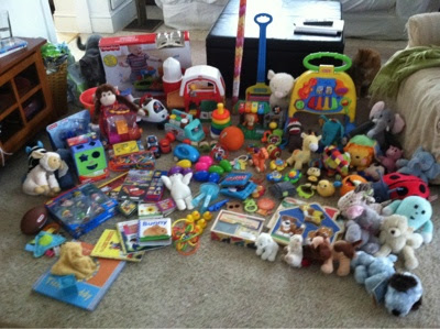 Controlling Baby Clutter Craziness - image blogger-image-935029036 on https://megactsout.com