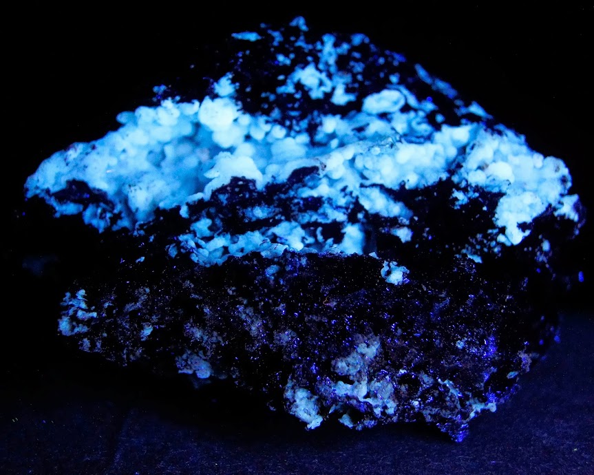 Colección de Minerales Fluorescentes - Página 3 _DSC4548