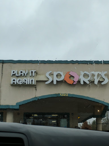 Sporting Goods Store «Play It Again Sports», reviews and photos, 1422 NW 9th St, Corvallis, OR 97330, USA