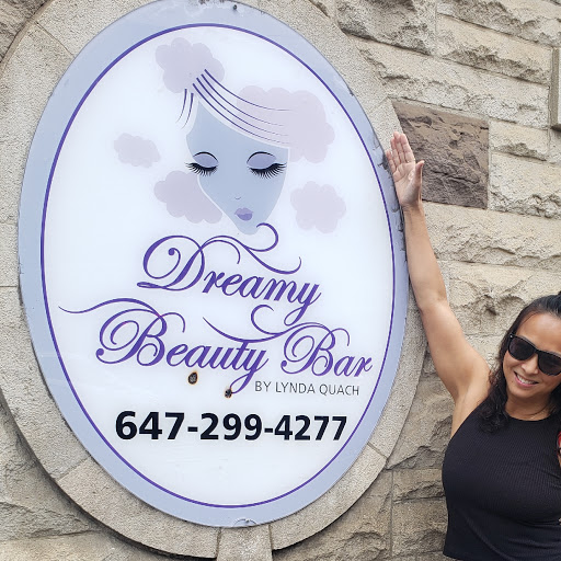 Dreamy Beauty Bar logo