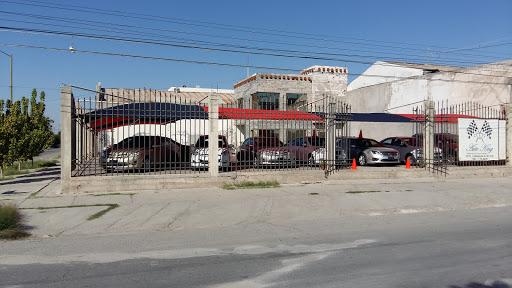 Auto King, Av Pdte Carranza 1705, Tercero de Cobián Centro, 27000 Torreón, Coah., México, Concesionario de automóviles | COAH