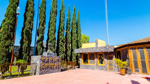 Rancho Cipreses, s/n La finca,, Ignacio Allende, Colon, Qro., México, Recinto para eventos | QRO