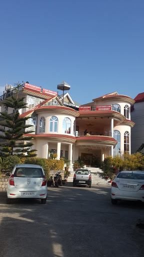 Hotel Golden Dreams, Palampur - Dharamshala Rd, Dari, Fatehpur, Himachal Pradesh 176057, India, Hotel, state HP