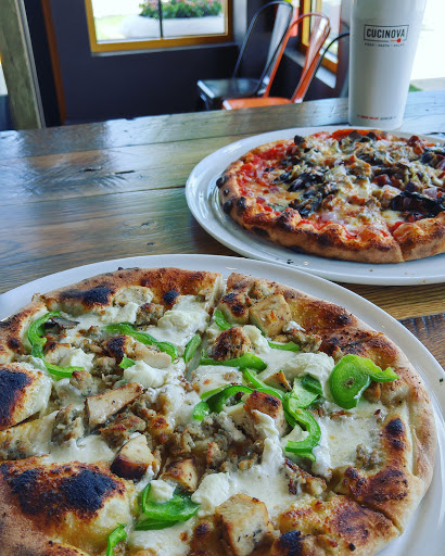 Pizza Restaurant «Pizza Cucinova», reviews and photos, 4044 Morse Crossing, Columbus, OH 43219, USA