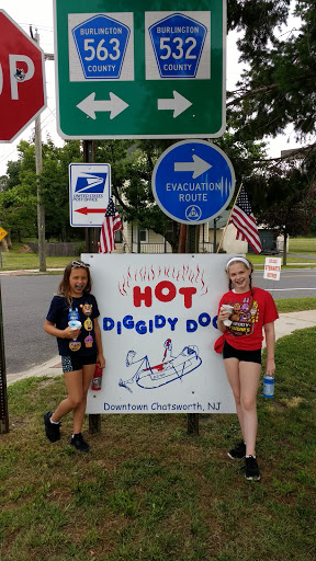 Hot Dog Restaurant «Hot Diggidy Dog», reviews and photos, Main St, Chatsworth, NJ 08019, USA