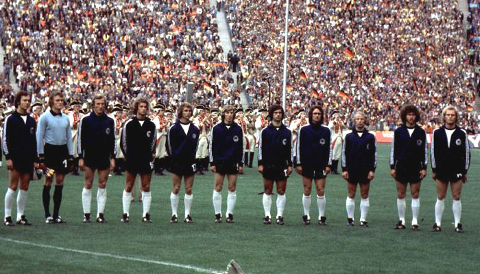 1974: West Germany – Holland 2-1 (2-1) | Germany's / Deutschlands  Nationalmannschaft
