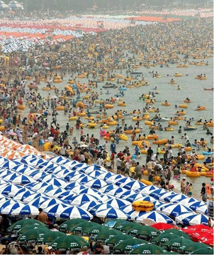 Funny Chinese Beach