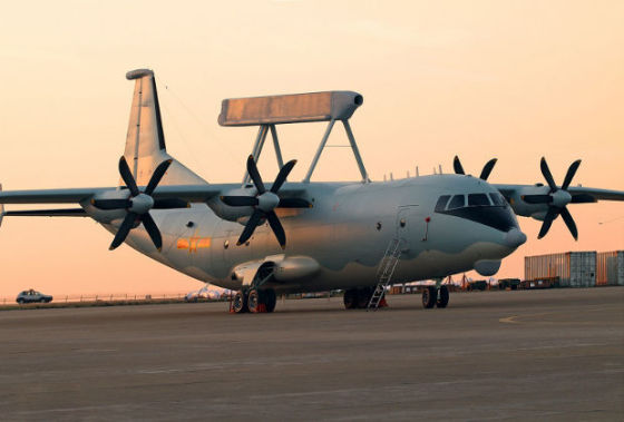Самолет дальнего радиолокационного обнаружения и управления KJ-200 ВВС Китая