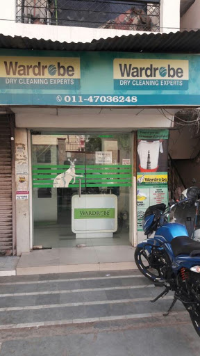 WARDROBE DRY CLEANING EXPERTS, Shop No-AJ-2A, GF, Plot No-2,, Shalimar Bagh, New Delhi, Delhi 110088, India, Laundry, state DL