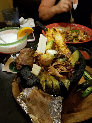 Restaurant «El Paraiso Mexican Bar & Grill», reviews and photos, 4199 Williams Blvd SW, Cedar Rapids, IA 52404, USA