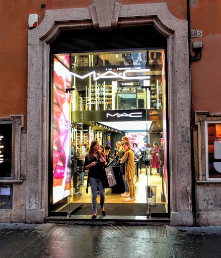 MAC Pro Store, Italia — Via del Corso, telefono 06 683 2891, orari di  apertura