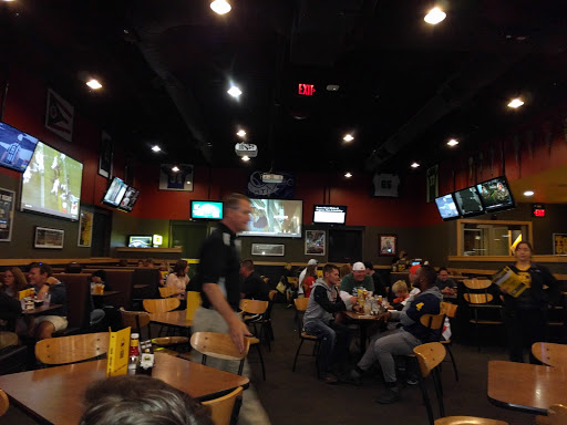 Chicken Wings Restaurant «Buffalo Wild Wings», reviews and photos, 3878 Attucks Dr, Powell, OH 43065, USA