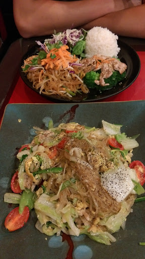 Thai Restaurant «Calgang Thai Eatery», reviews and photos, 194 Northgate Dr, San Rafael, CA 94903, USA