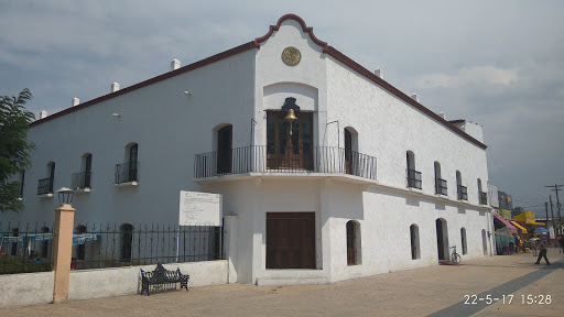 Palacio Municipal, Palacio Municipal S/N, Centro, 43740 Cuautepec de Hinojosa, Hgo., México, Oficina | HGO