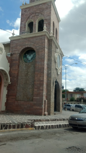 Iglesia de Guadalupe, sn s de 87470, Calle Cuatro SN-S IGLESIA DE GUADALUPE, Euzkadi, Matamoros, Tamps., México, Iglesia | TAMPS