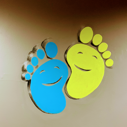 Happy Feet Massage Spa Broadway logo