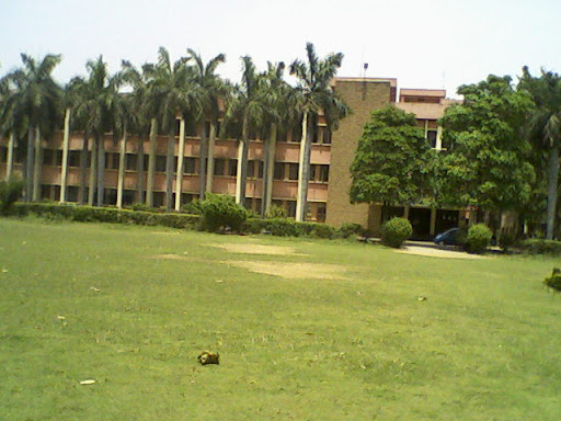 Lala Lajpat Rai Memorial Medical College, Garh Road, Jai Bhim Nagar, Meerut, Uttar Pradesh 250004, India, Medical_College, state UP